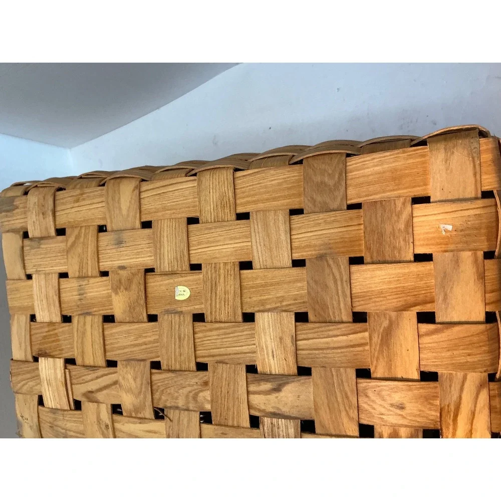 Vintage Picnic Basket Woven Wood‎ Gingham Lining Turn Lock Large Tan